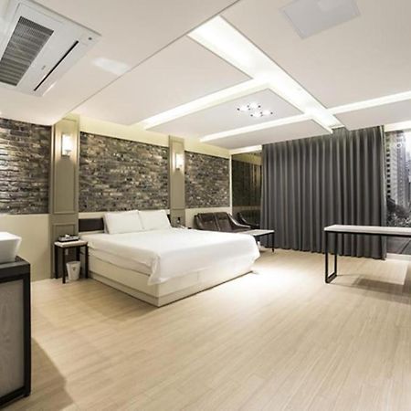 Pohang Hotel View Esterno foto
