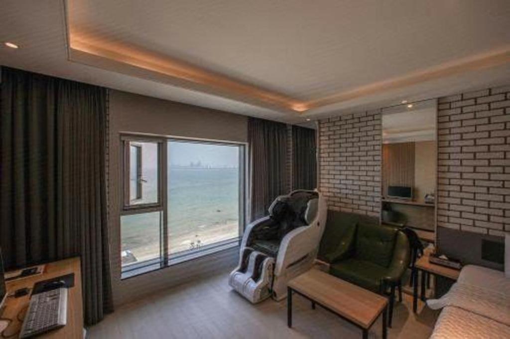 Pohang Hotel View Esterno foto
