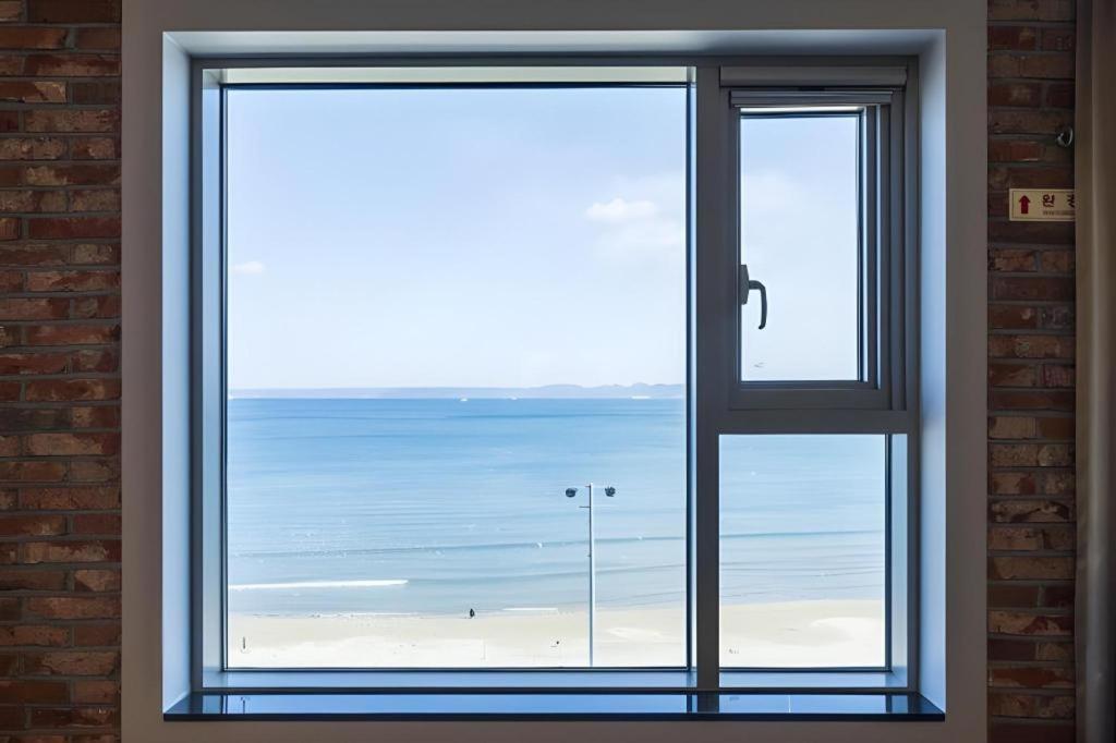 Pohang Hotel View Esterno foto
